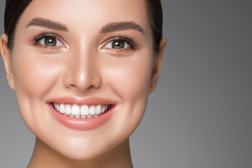 Hollywood Smile woman final4